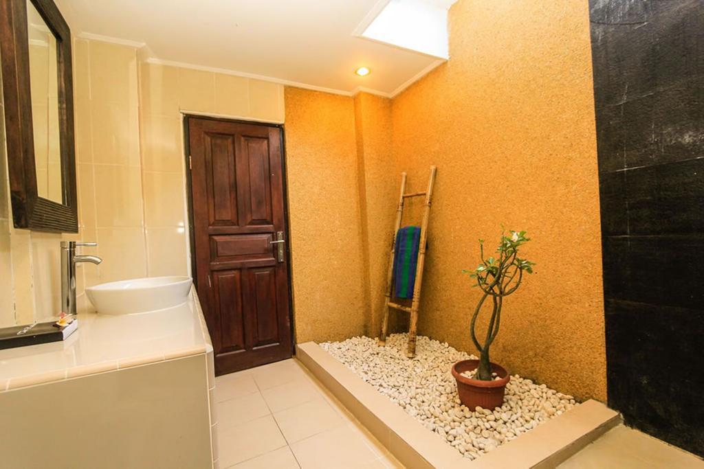 Radiant Jepun Villa Legian Quarto foto